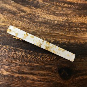 White Gold Flake Acetate Alligator Clip R